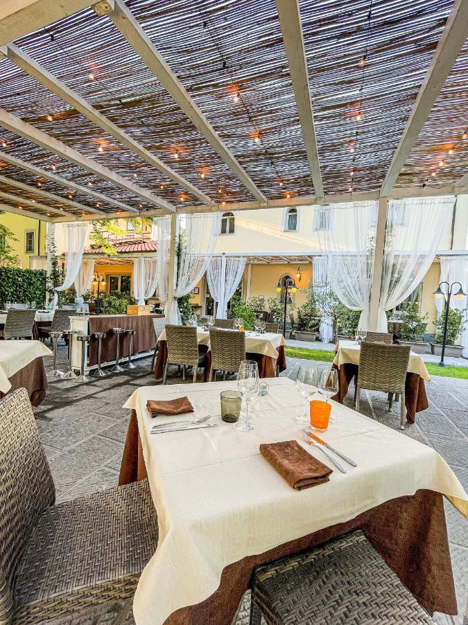 Hotel Hambros - Il Parco In Villa Banchieri Lukka Zewnętrze zdjęcie